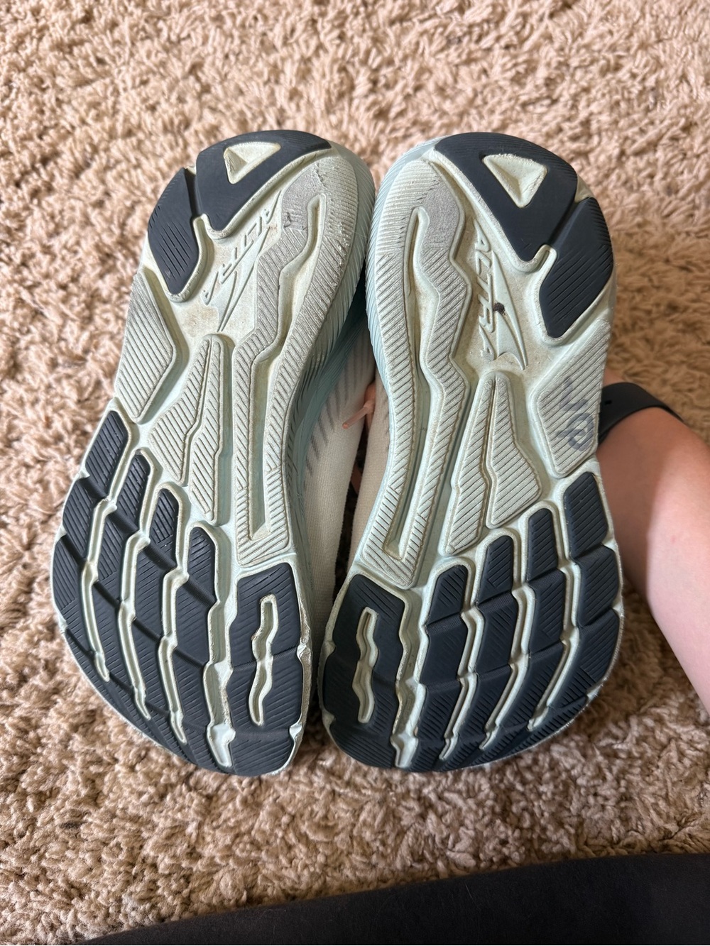 Altra FWD Experience White Tennis Shoe - 8 - Picture 4 of 7